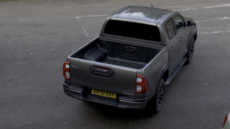 TOYOTA HILUX DIESEL Invincible D/Cab Pick Up 2.4 D-4D Auto